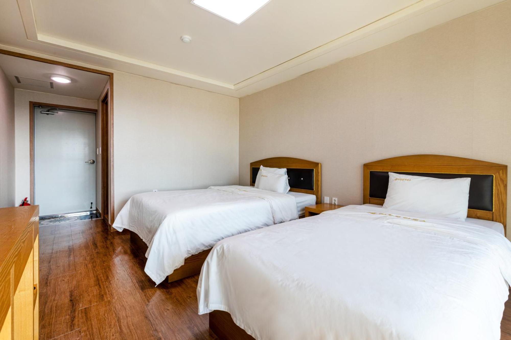 Hotel Amor Csedzsu Szoba fotó
