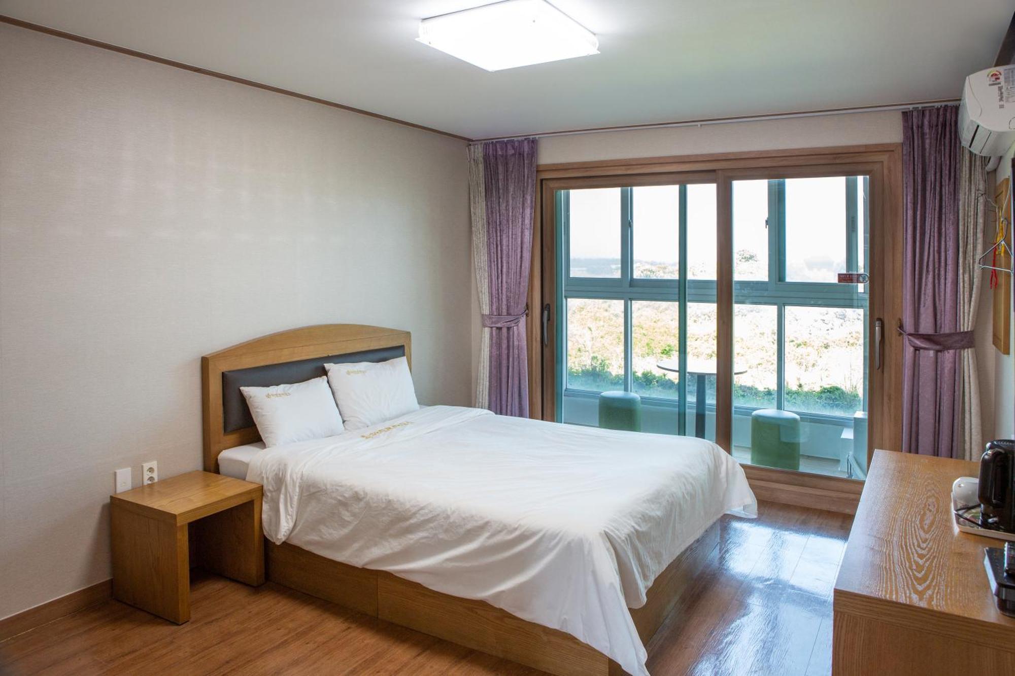 Hotel Amor Csedzsu Szoba fotó